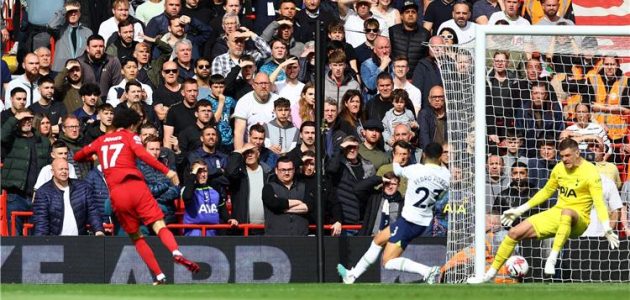 فيديو | في دقيقتين.. جونز ولويس دياز يسجلان هدفين لـ ليفربول أمام توتنهام